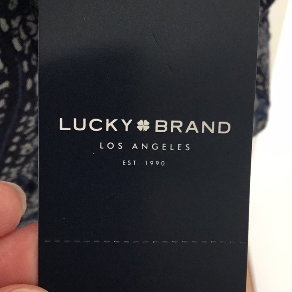 Lucky brand top/shirt/blouse. Women size SP. shades of blue NWT - Picture 10 of 10